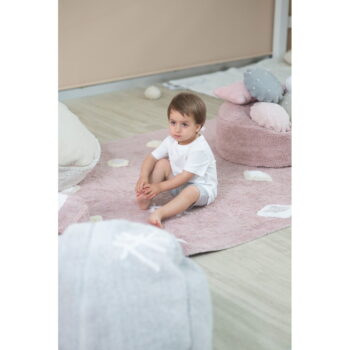 Detský vankúšik Biscuit Pink – Lorena Canals - Image 4