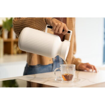 Biela termoska 1 l Lungo – Vialli Design - Image 7