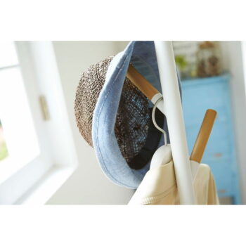 Biely vešiak YAMAZAKI Plain Pole Hanger – Obrázok 3