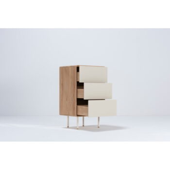 Vysoká komoda z dubového dreva v bielo-prírodnej farbe 60x100 cm Fina – Gazzda – Obrázok 11