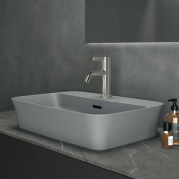 Svetlosivé keramické umývadlo 55x38 cm Ipalyss – Ideal Standard - Image 5