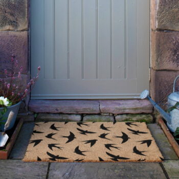 Rohožka z kokosového vlákna 60x90 cm Swallows – Artsy Doormats - Image 7