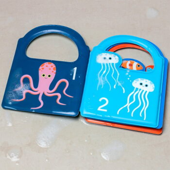 Interaktívna hračka Colour changing bath book Ocean – Rex London - Image 2