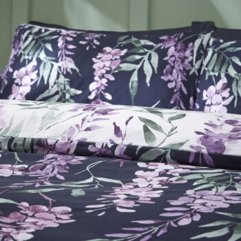 Bielo-fialové obliečky na jednolôžko 135x200 cm Wisteria - Catherine Lansfield - Image 7