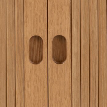 Nočný stolík v dekore duba v prírodnej farbe Langley – Actona - Image 7