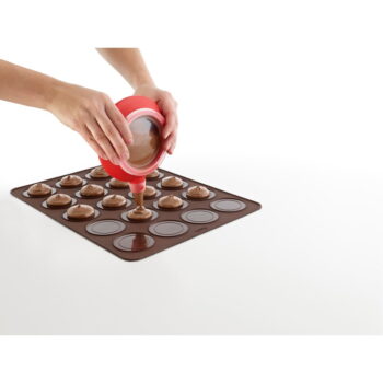 Červená pomôcka na zdobenie na cupcakes so 6 nadstavcami Lékué Decomax - Image 4