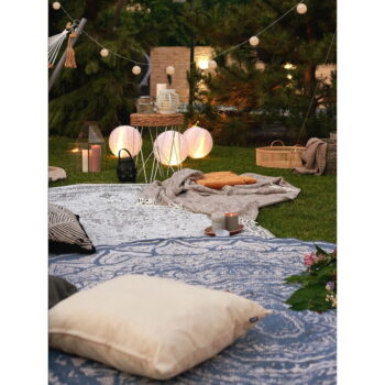 Modro-krémový vonkajší koberec NORTHRUGS Siruma, ø 140 cm - Image 2