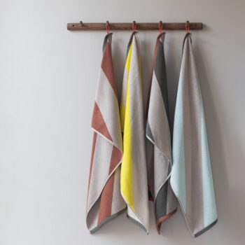 Žltá froté osuška z Bio bavlny 70x133 cm Diagonal – Mette Ditmer Denmark - Image 2