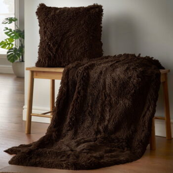 Dekoračný vankúš z mikroplyšu 45x45 cm Cuddly – ​​Catherine Lansfield – Obrázok 3