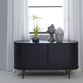 Čierna nízka komoda v dekore duba s posuvnými dverami 140x76 cm Nola – Unique Furniture – Obrázok 6