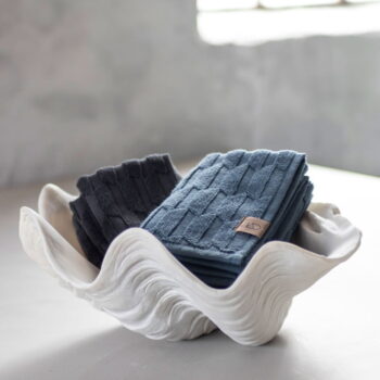 Dekoratívna misa z polyresínu 33x27 cm Shell – Mette Ditmer Denmark - Image 3