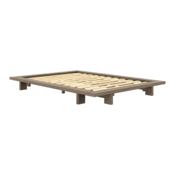 Hnedá dvojlôžková posteľ z borovicového dreva s roštom 180x200 cm Japan – Karup Design