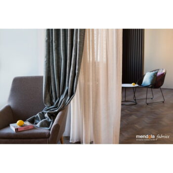 Béžová záclona 400x260 cm Leah - Mendola Fabrics - Image 3