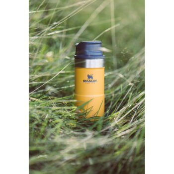 Žltý termo hrnček 350 ml – Stanley - Image 2