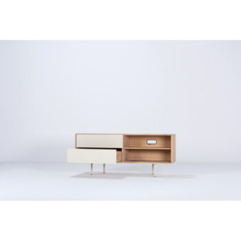 TV stolík z dubového dreva v bielo-prírodnej farbe 150x64 cm Fina – Gazzda – Obrázok 8