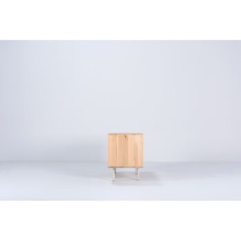 TV stolík z dubového dreva v bielo-prírodnej farbe 150x64 cm Fina – Gazzda – Obrázok 10