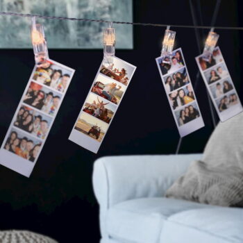 Transparentná LED svetelná reťaz v tvare kolíčkov DecoKing Pin, 60 svetielok, dĺžka 9,35 m - Image 2
