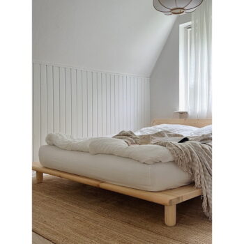 Dvojlôžková posteľ z borovicového dreva s roštom 140x200 cm Peek – Karup Design – Obrázok 2