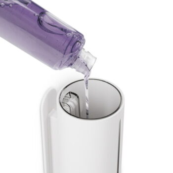 Biely nástenný plastový dávkovač mydla 440 ml Penguin – Umbra - Image 8
