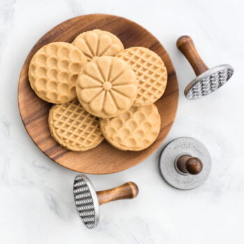 Sada 3 pečiatok na sušienky Nordic Ware Classic - Image 2