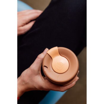 Ružový/hnedý cestovný hrnček 454 ml Brew Frappe L – KeepCup - Image 3