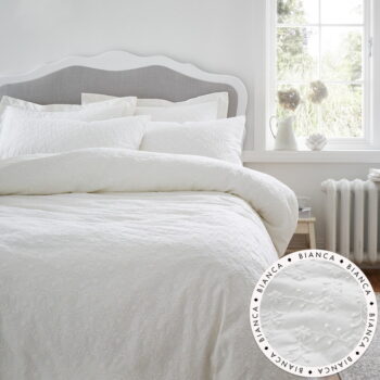 Biele bavlnené obliečky na dvojlôžko 200x200 cm French Knot Jacquard – Bianca