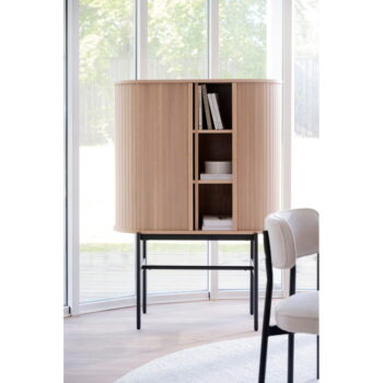 Skrinka v dekore duba v prírodnej farbe 102x146 cm Haddington – Rowico - Image 5