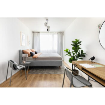Modrá čalúnená dvojlôžková posteľ s úložným priestorom s roštom 180x200 cm Lotte - Meise Möbel – Obrázok 3