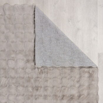 Svetlosivá syntetická kožušina 180x290 cm Waffle Faux Fur – Flair Rugs - Image 3