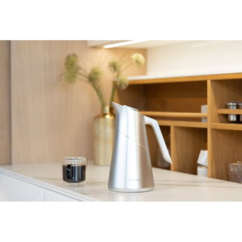 Termoska v matne striebornej farbe 1 l Soho – Vialli Design - Image 7