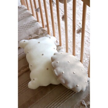 Detský vankúšik Biscuit Ivory – Lorena Canals - Image 5