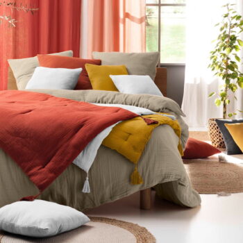 Béžové predĺžené mušelínové obliečky na dvojlôžko 240x260 cm Angelia – douceur d'intérieur - Image 3