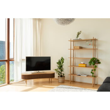 Hnedo-béžový TV stolík v dekore duba 140x40 cm Audacious – UMAGE - Image 5