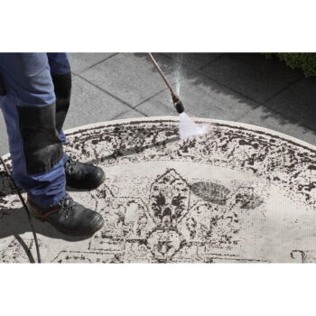 Čierno-krémový vonkajší koberec NORTHRUGS Borbon, ø 140 cm - Image 4