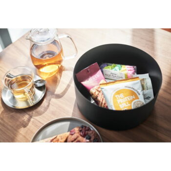 Dekoratívny kovový úložný box Rin – YAMAZAKI - Image 4