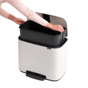 Biely nášľapný oceľový odpadkový kôš 36 l Bo – Brabantia - Image 2