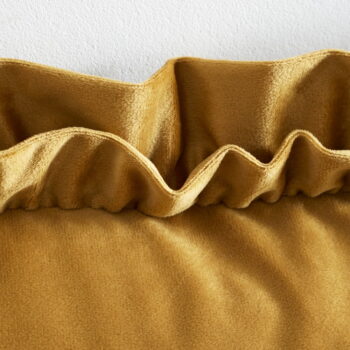 Zamatový dekoračný vankúš 43x43 cm Velvet Double Frill – Catherine Lansfield - Image 3