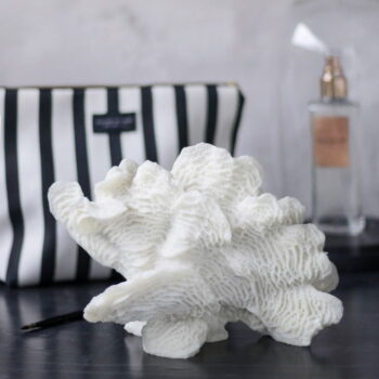 Soška z polyresínu (výška  16 cm) Coral – Mette Ditmer Denmark - Image 3