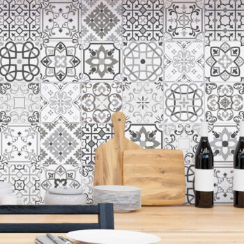 Sada 30 nástenných samolepiek Ambiance Cement Tiles Shade of Gray Bari, 10 × 10 cm