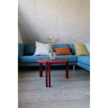 Červený okrúhly konferenčný stolík z borovicového dreva ø 60 cm Sticks – Karup Design – Obrázok 7