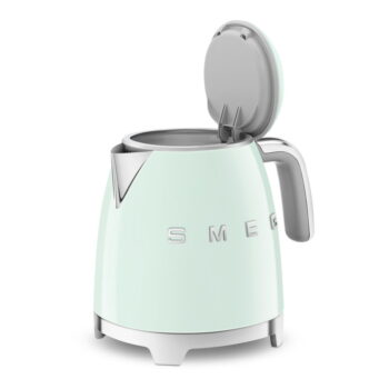 Svetlozelená rýchlovarná kanvica z nehrdzavejúcej ocele 800 ml Retro Style – SMEG - Image 5