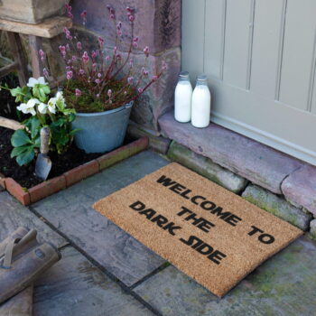 Rohožka z kokosového vlákna 40x60 cm Welcome to the Darkside – Artsy Doormats - Image 6