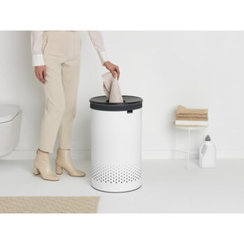 Biely kovový kôš na bielizeň 60 l – Brabantia – Obrázok 6