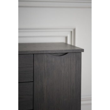 Hnedá nízka komoda v dekore duba 122x85 cm Filippa – Rowico – Obrázok 4