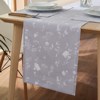 Bavlnený behúň na stôl 220x33 cm Meadowsweet Floral - Catherine Lansfield - Image 2