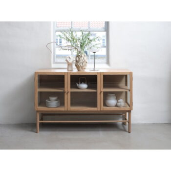 Vitrína z dubového dreva v prírodnej farbe 88x140 cm Elba – Unique Furniture – Obrázok 7