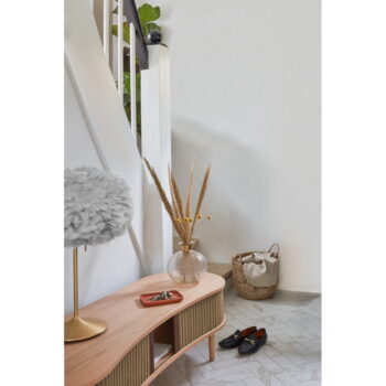 Hnedo-béžový TV stolík v dekore duba 140x40 cm Audacious – UMAGE - Image 8