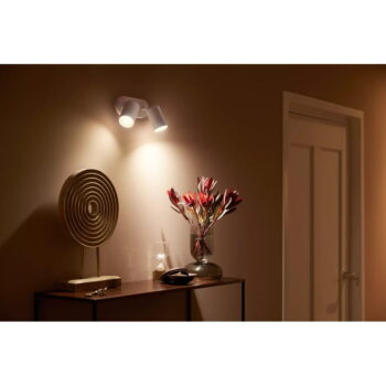 Inteligentné bodové svietidlo GU10, 6 W Fugato – Philips Hue - Image 2