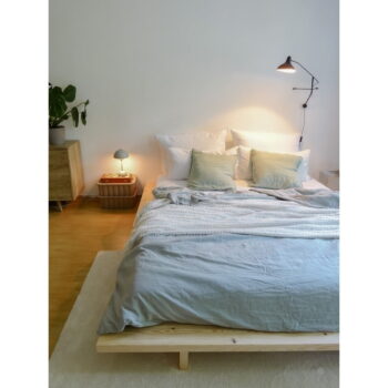 Jednolôžková posteľ z borovicového dreva s roštom v prírodnej farbe 90x200 cm Japan – Karup Design - Image 2