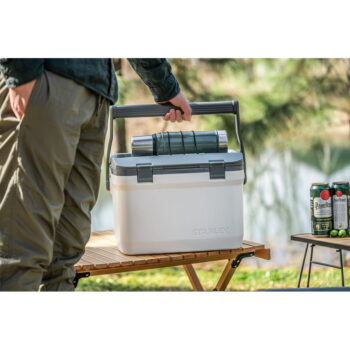 Zelená termoska s hrnčekom 750 ml – Stanley - Image 2